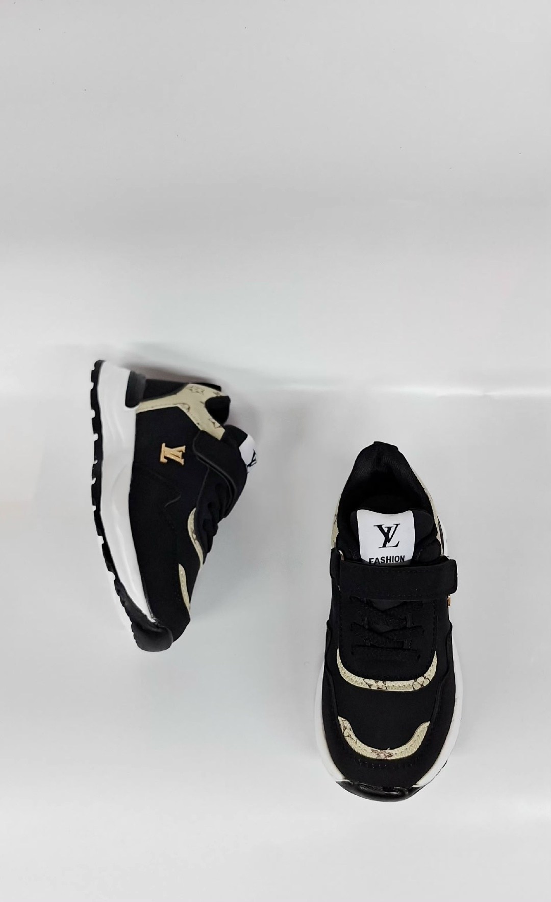 кроссовки луи витон серные,кроссовки louis vuitton,кроссовки,кроссовки луи витон женские,кроссовки луи виттон