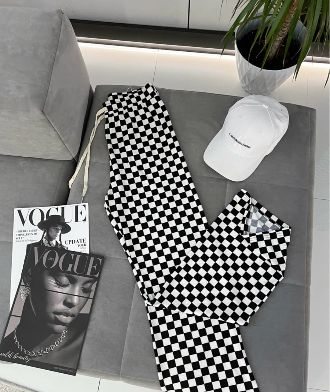 брюки в шахматную клетку,штаны в клетку,брюки в клетку,женские брюки в клетку,брюки женские клетчатые прямые с широкими штанинами