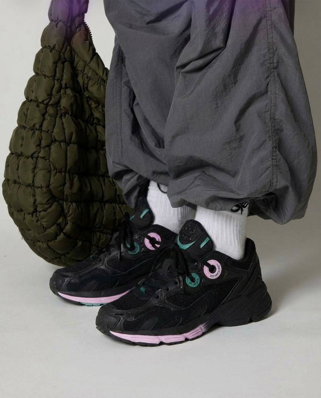 женские кроссовки adidas,кроссовки adidas,кроссовки,кроссовки адидас астир,кроссовки женскиe