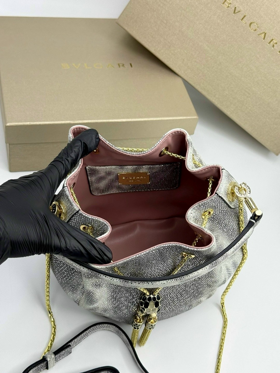 сумка,bvlgari сумка на плечо,сумка женская,сумка bvlgari,сумка булгари