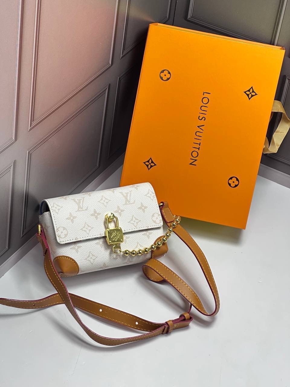 louis vuitton сумка на плечо,louis vuitton женская сумка,сумкa louis vuitton,сумка louis vuitton pochette белая,сумка луи виттон белая