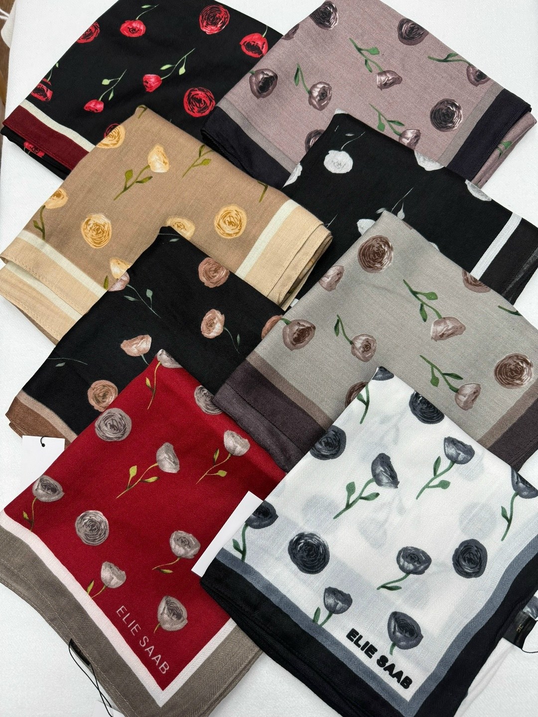 шарфы для женщин,платки для женщин,платки и шарфы,платки женские,платок с принтом