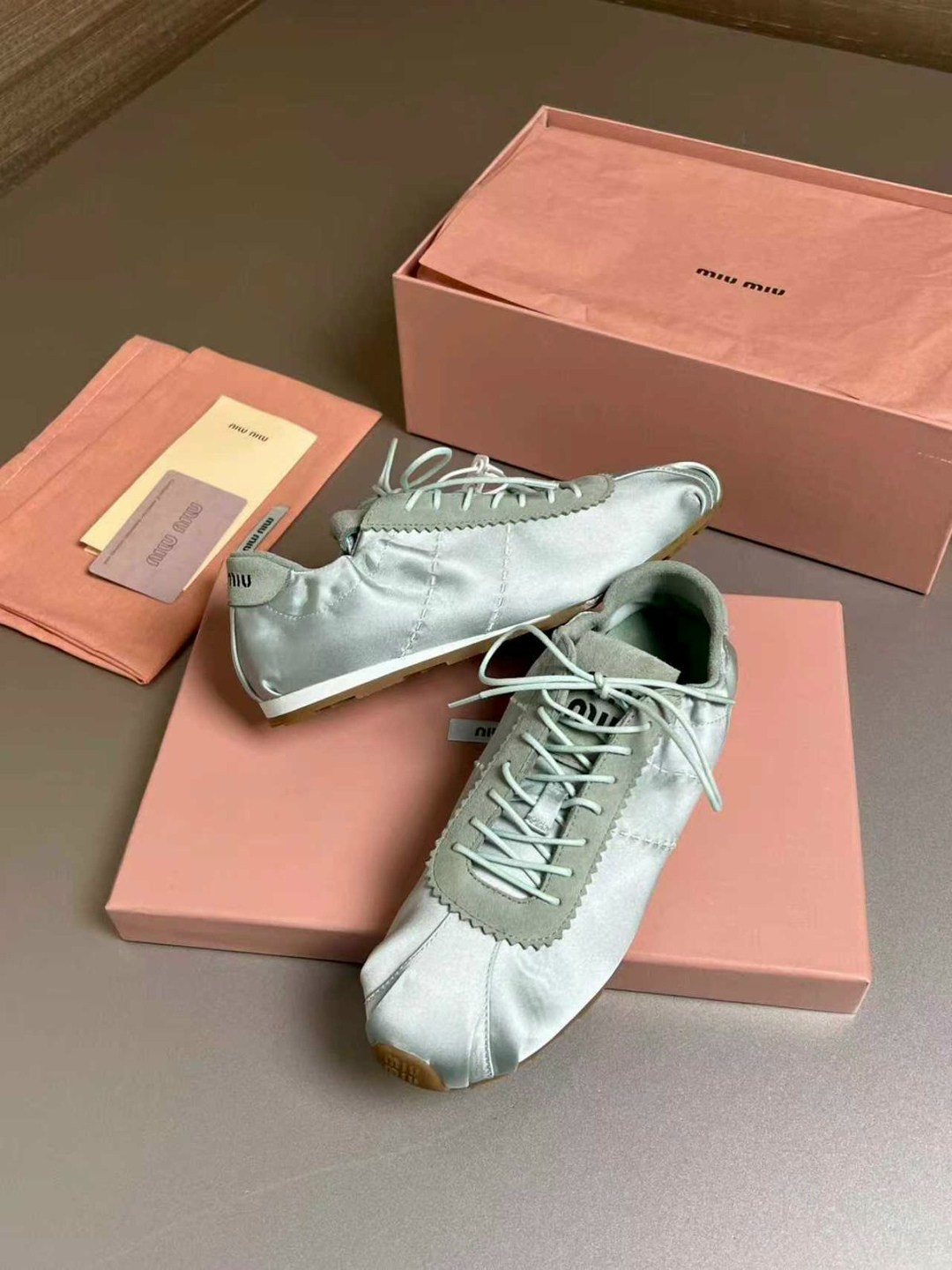 ,кроссовки женскиe,кроссовки повседневные,спортивная ,женская