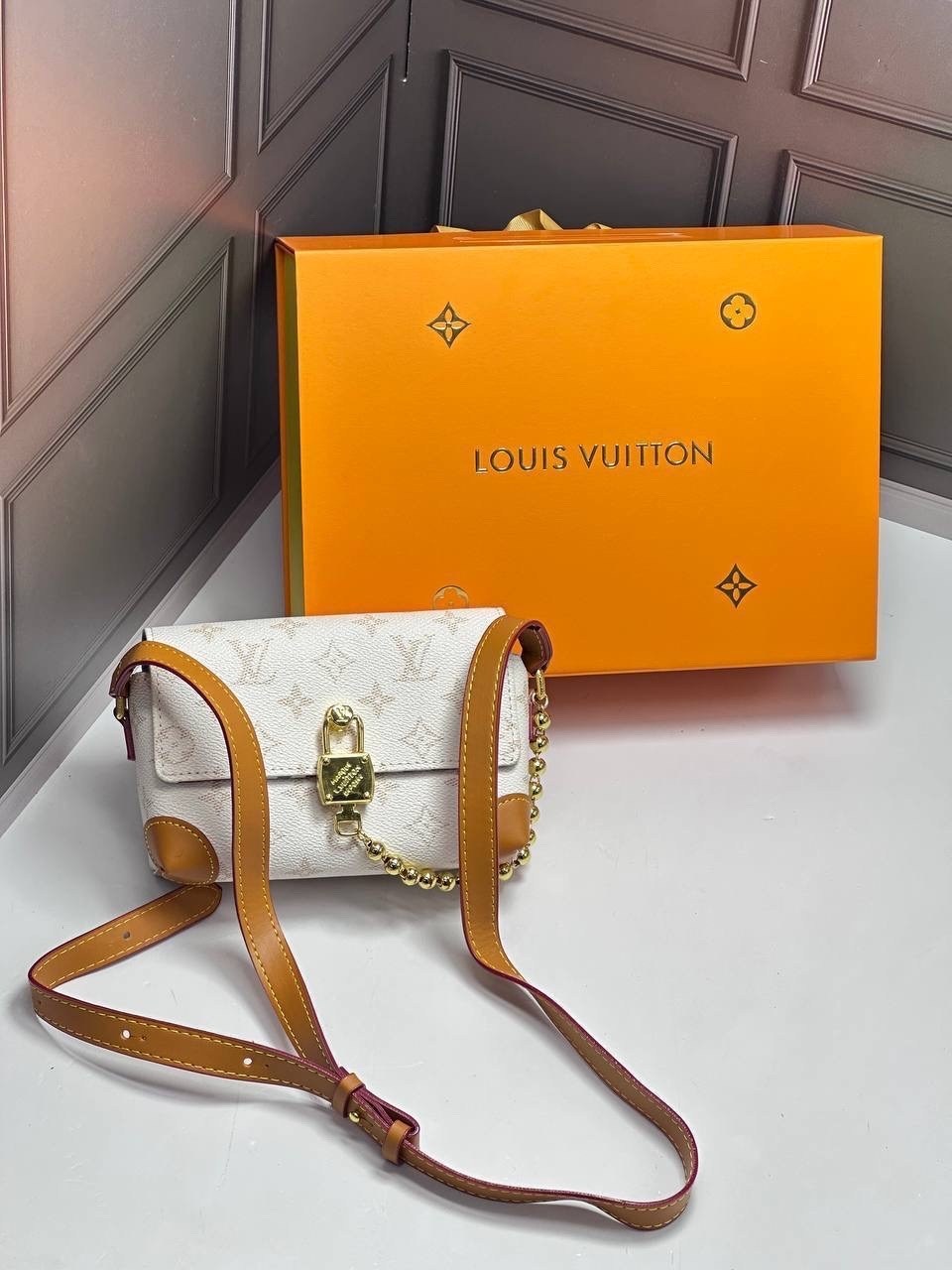 louis vuitton сумка на плечо,louis vuitton женская сумка,сумкa louis vuitton,сумка louis vuitton pochette белая,сумка луи виттон белая