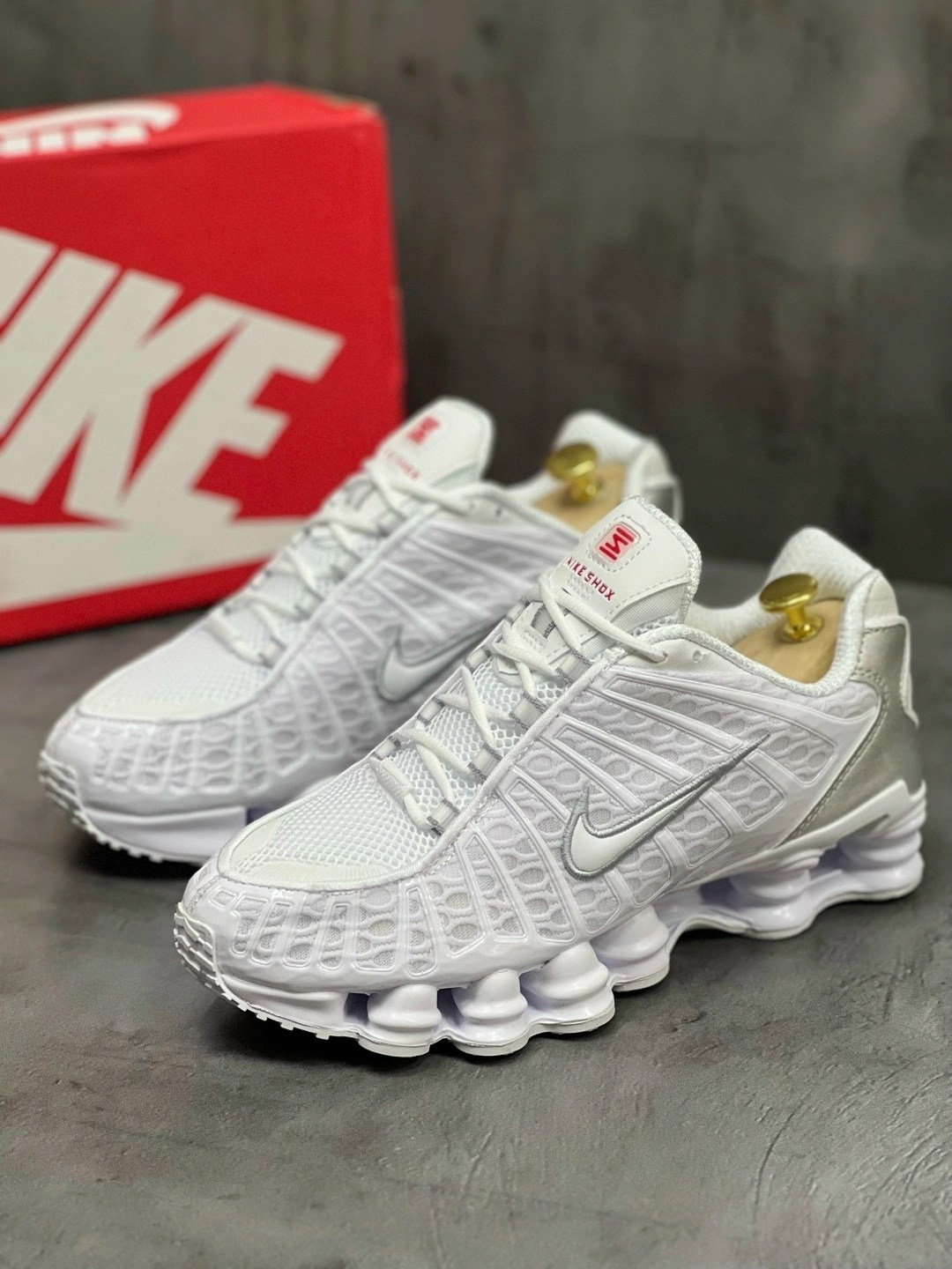 кроссовки nike shox tl,nike shox tl white,nike shox tl white metallic silver,кроссовки nike shox,nike shox tl "white metallic silver" кроссовки