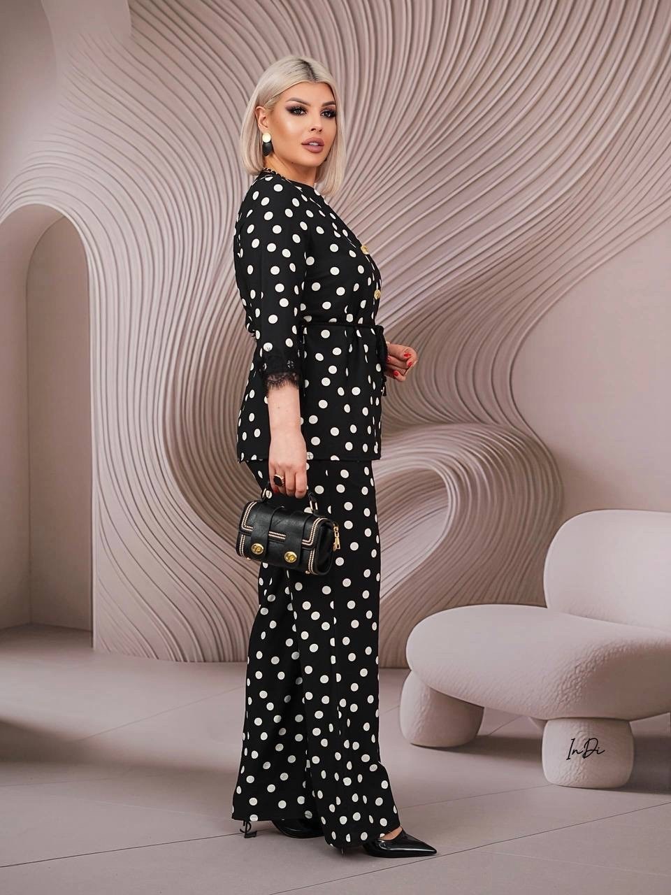 костюм классический,брючной костюм,женские костюмы,брючный костюм женский,костюм брючный с рубашкой больших размеров de-linda