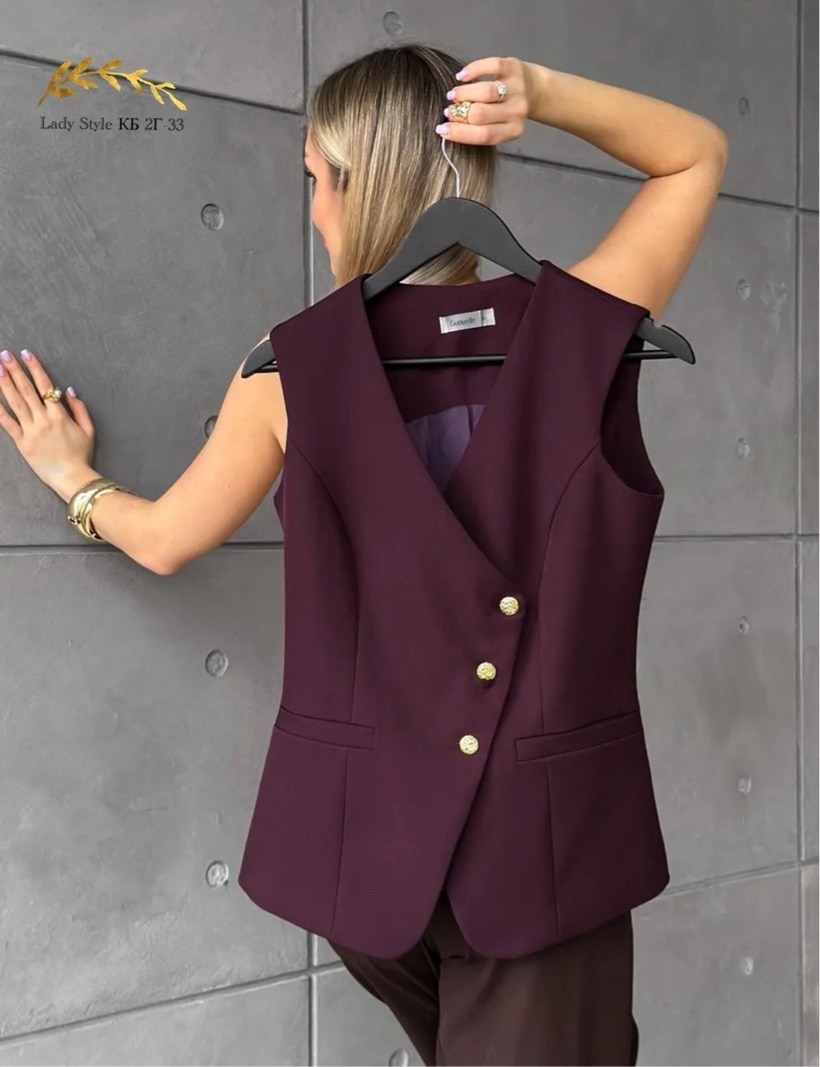 жилетка женская,бордовая жилетка,жилет приталенный,классический жилет,женские жилеты