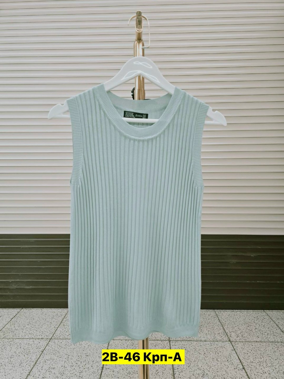 майка женская,женская кофта,вязаный жилет,женский вязаный жилет,топы и футболки