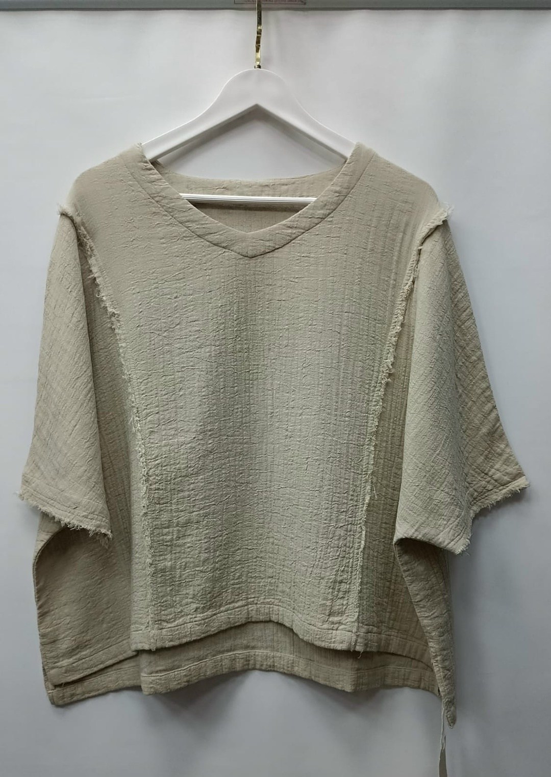 кофта с люрексом,базовая кофта,кофта с пайетками,женский вязаный топ с золотым люрексом,кофта тонкая