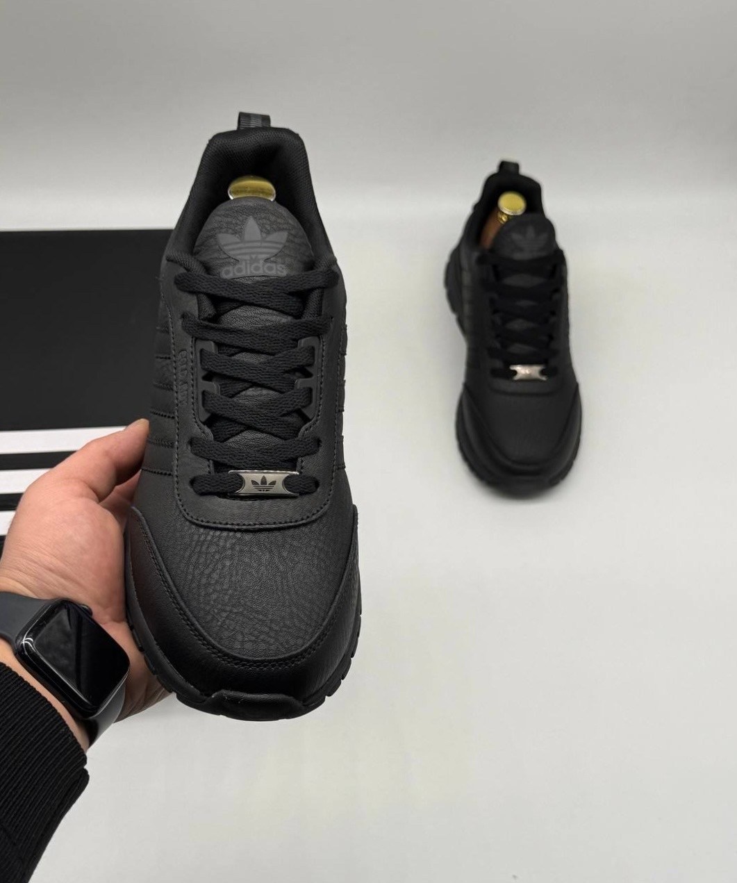 кроссовки мужские adidas,кроссовки adidas,кроссовки для мужчин,мужские кроссовки,кроссовка мужской