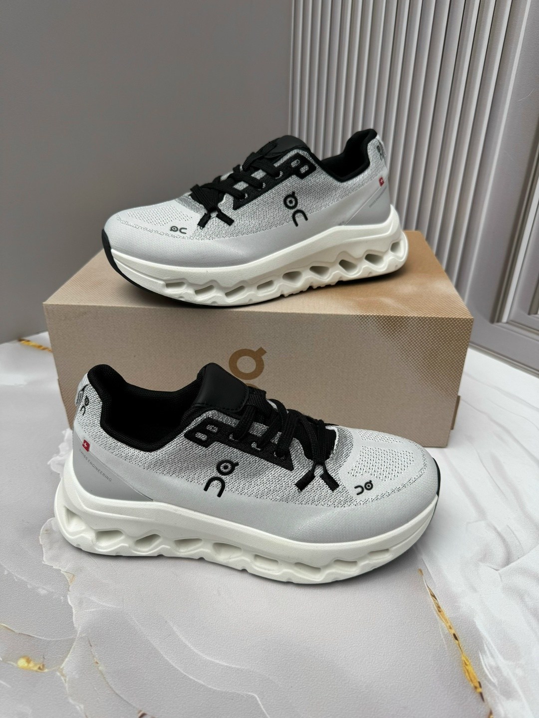 on cloudtilt кроссовки,кроссовки мужской женский on breathable,кроссовки,мужские и женские кроссовки,женские кроссовки