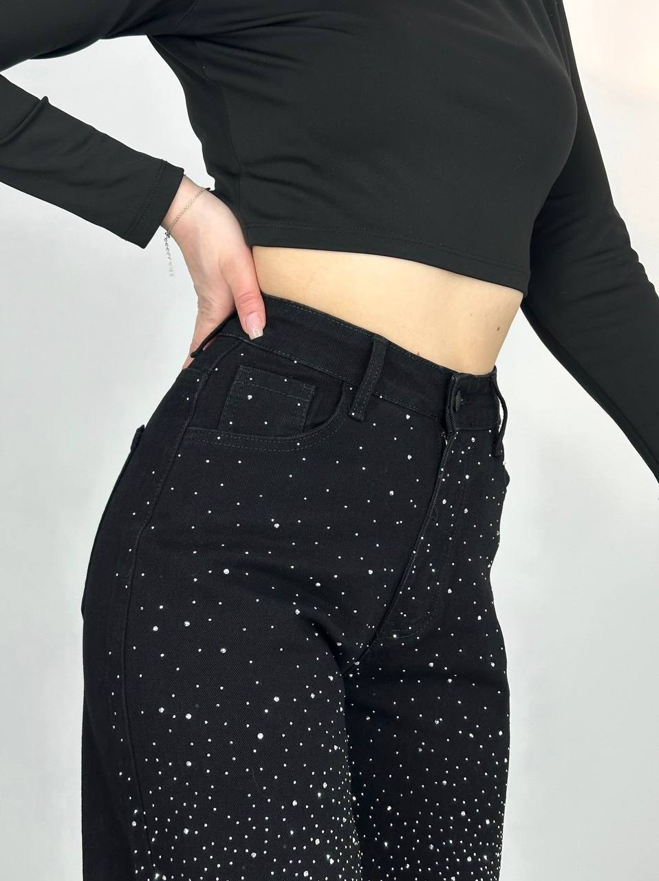 джинсы со стразами,джинсы со стразами в золла,джинсы женские zolla 22333710v06199d0 черные,женские джинсы со стразами,джинсы черные женские