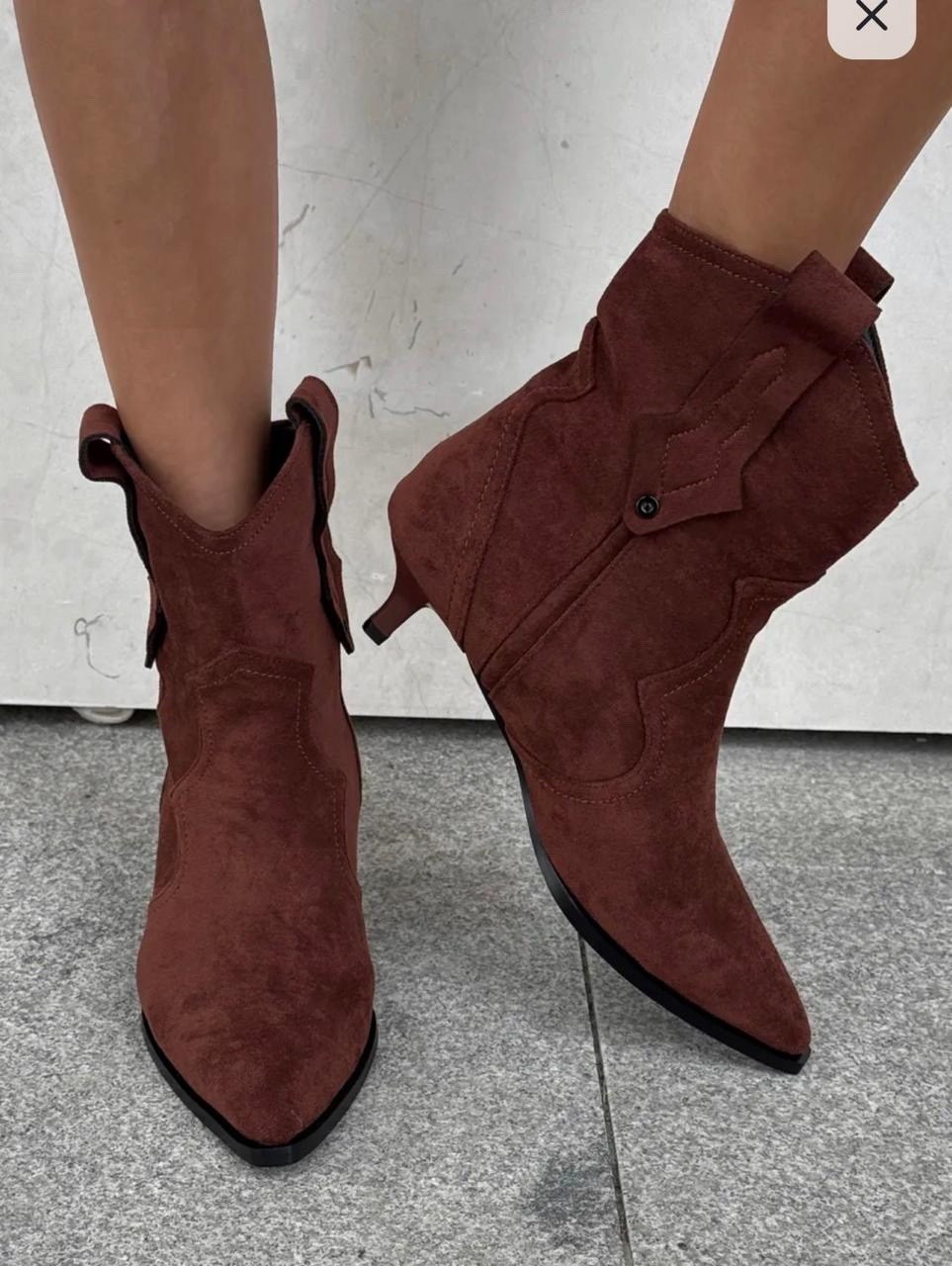 ,замшевые ботильоны,ботинки казаки замшевые демисезонные на каблуке бордовые,сапоги, женская