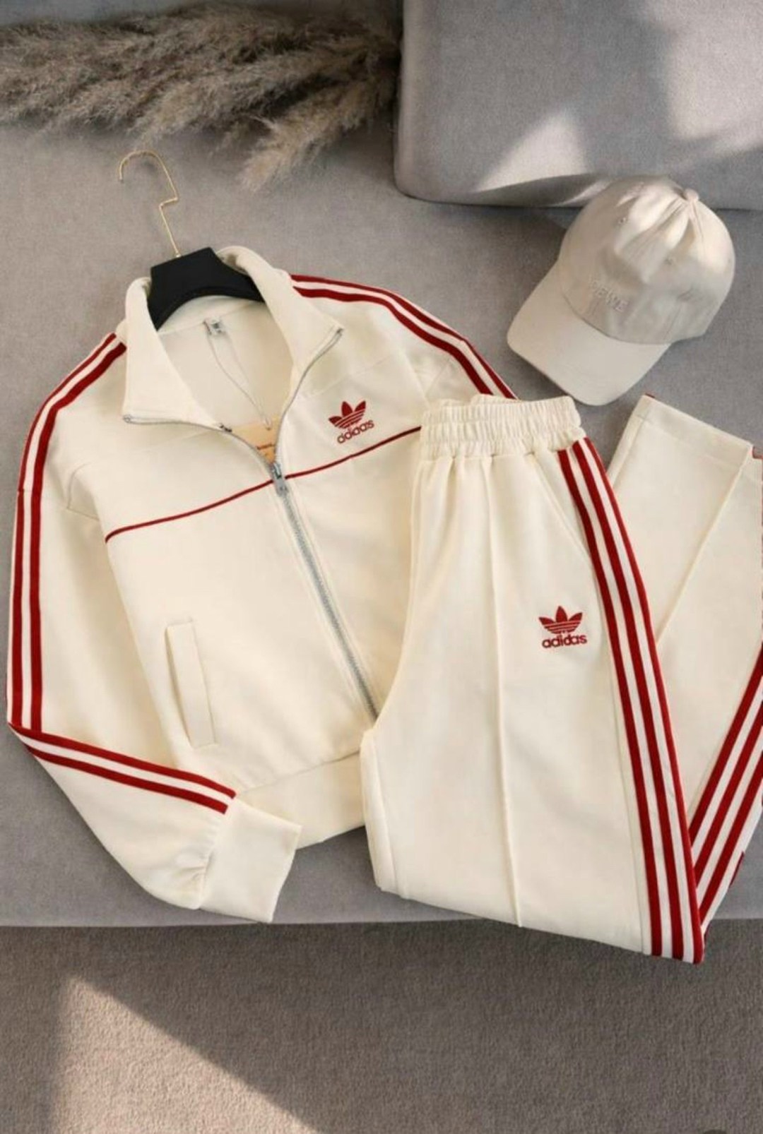 спортивный костюм adidas,спортивный костюм женский adidas,спортивный костюм adidas теплый,спортивный костюм adidas черный теплый,спортивный костюм adidas на флисе