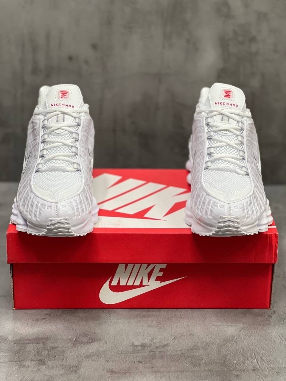 кроссовки nike shox tl,nike shox tl white,nike shox tl white metallic silver,кроссовки nike shox,nike shox tl "white metallic silver" кроссовки