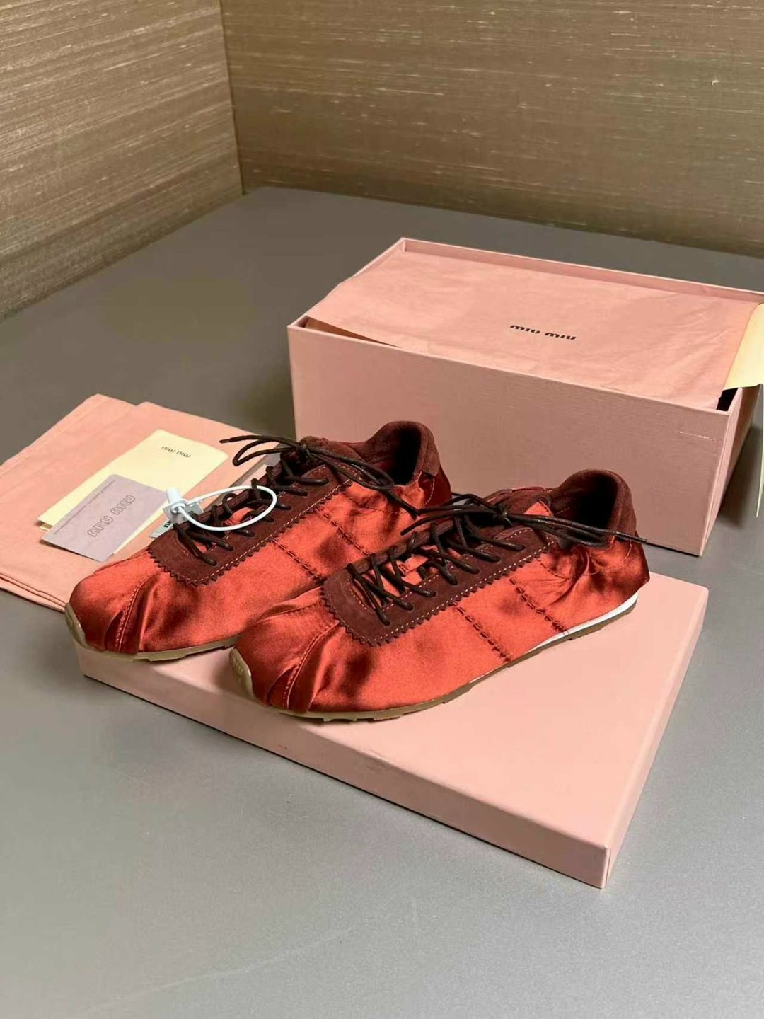 ,туфли миу миу балетки,балетки ,женские кроссовки,женская