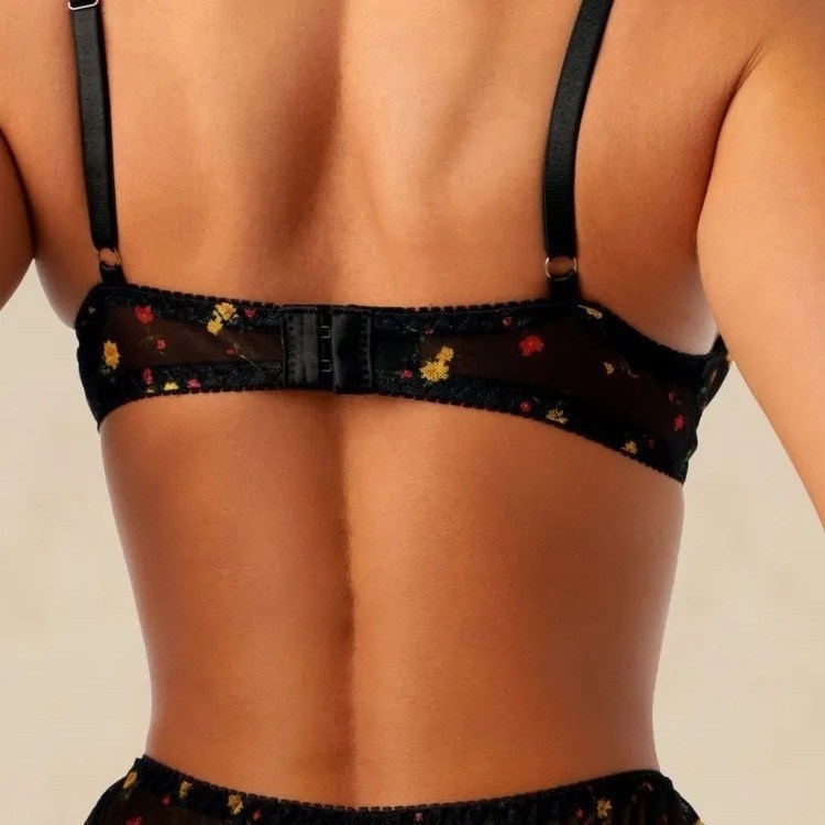 комплект нижнего белья,женские комплекты нижнего белья,женские комплекты белья,женское нижнее белье,комплекты белья женский черный