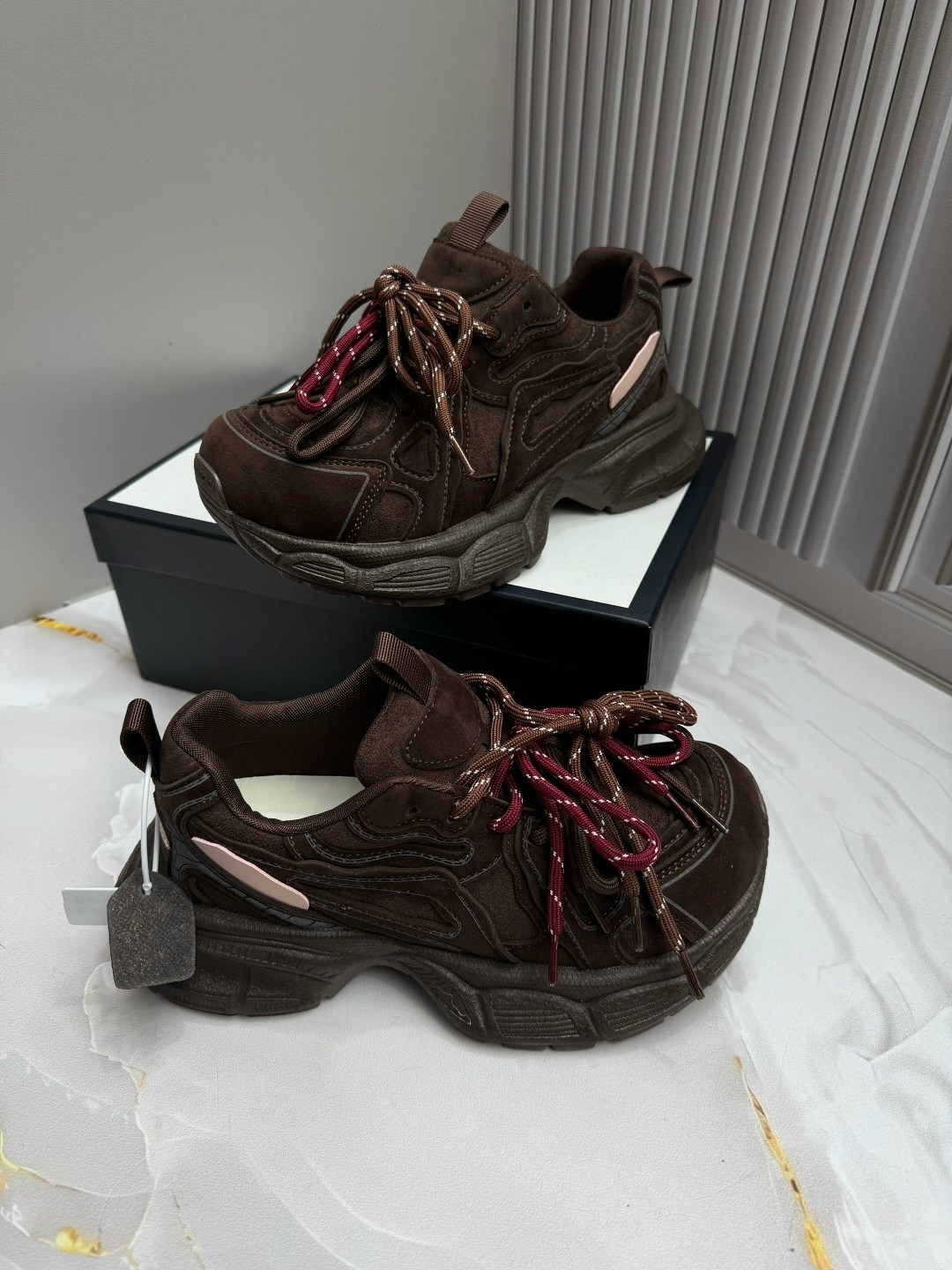 ,женские кроссовки, женская,женские массивные кроссовки,массивные кроссовки