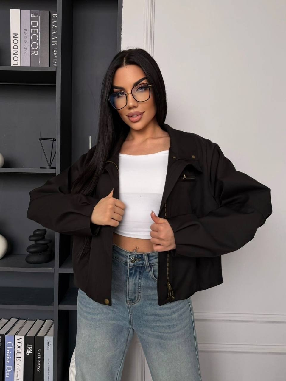 стильная куртка,куртка модная,куртка,женская куртка,куртка короткая