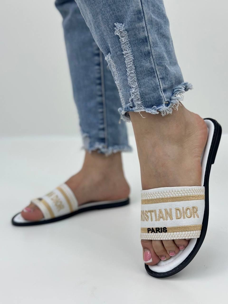 шлепанцы женские christian dior,dior dway шлепанцы,шлепанцы кристиан диор,шлепки диор,шлепки диор женские