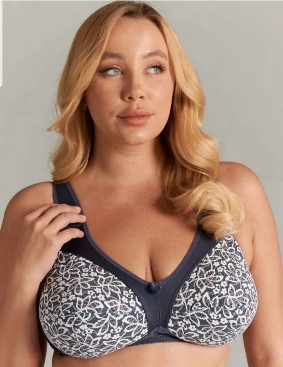 бюстгальтеры больших размеров,бюстгальтер большие размеры без косточек без,бюстгальтер,бюстгальтер без косточек,женские бюстгальтеры