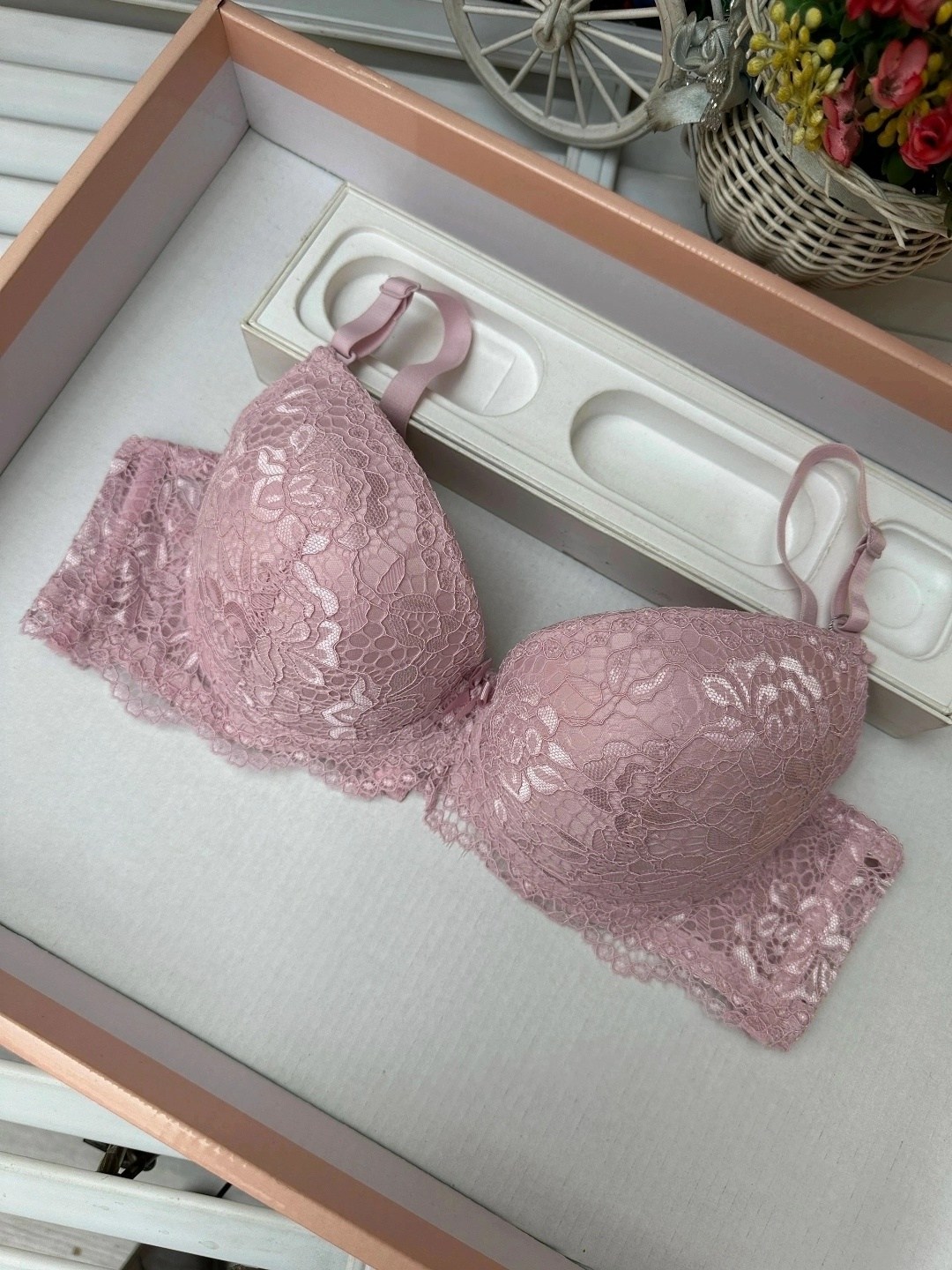 нижнее белье бюстгальтер,женское нижнее белье,бюстгальтер пуш ап,комплект нижнего белья женские,женские бюстгальтеры