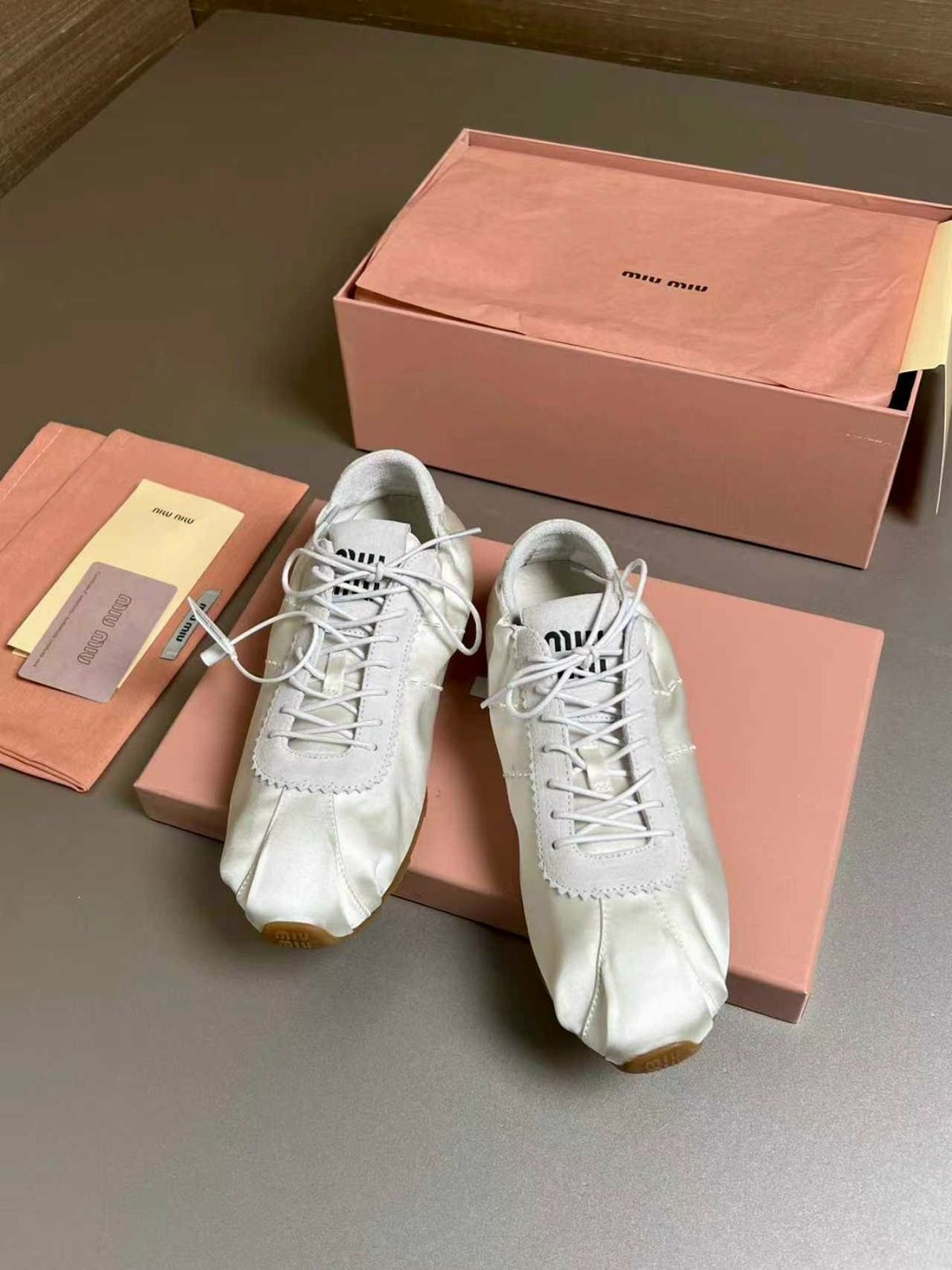 кроссовки женскиe,женские кроссовки miu miu,,кроссовки повседневные,кроссовки miu miu
