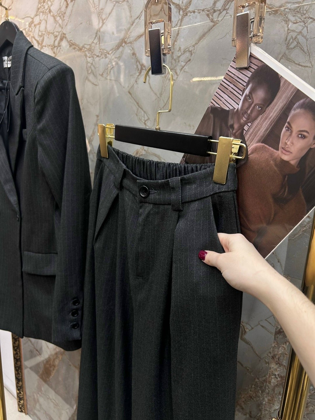 костюм брючный женский,костюм брючный классический,брючной костюм,брючный костюм 2058 серый amberastyle,женские костюмы