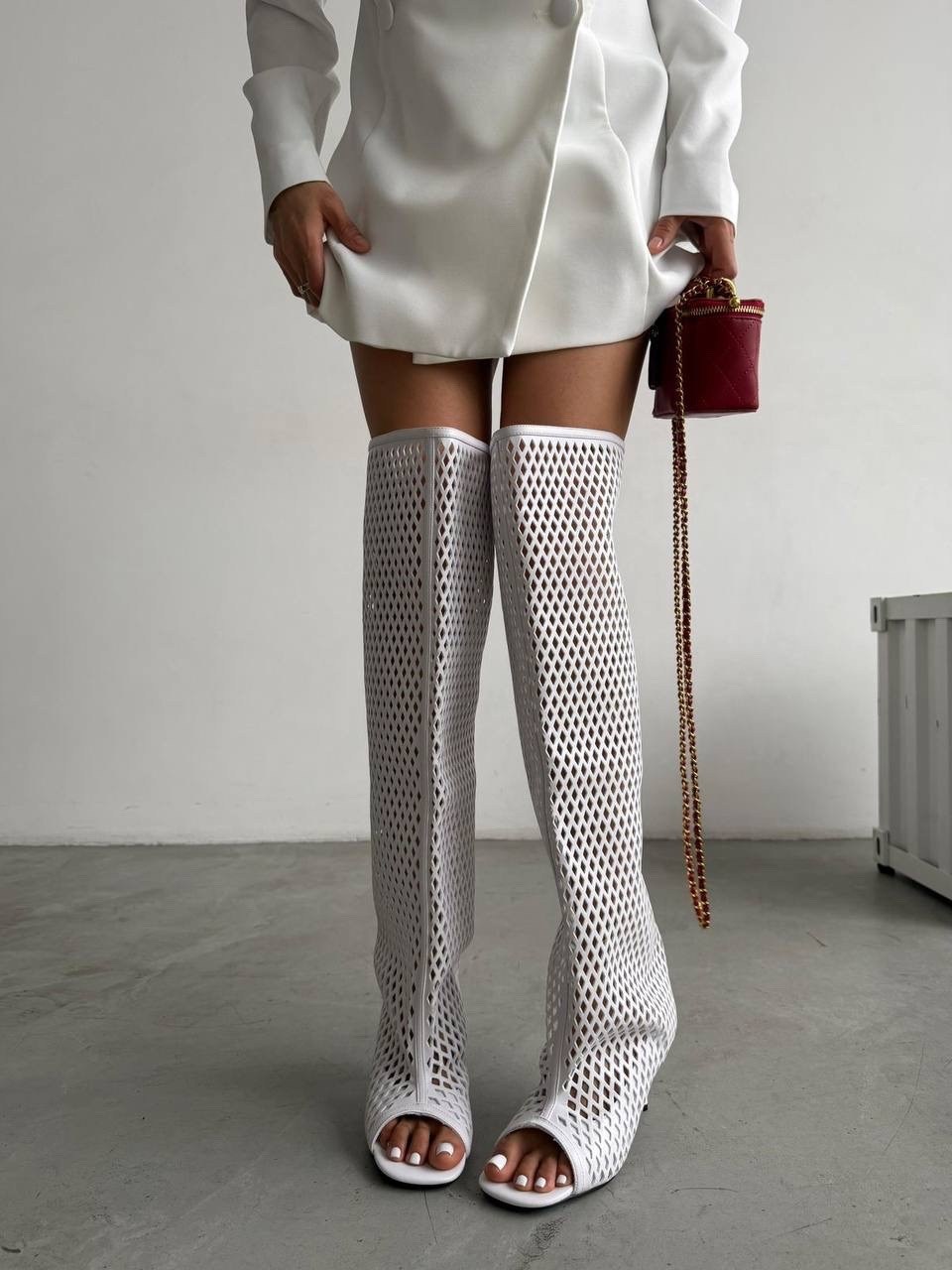 высокие сапоги,сапоги в сеточку,женские высокие сапоги,каблуки сапоги,черные сапоги