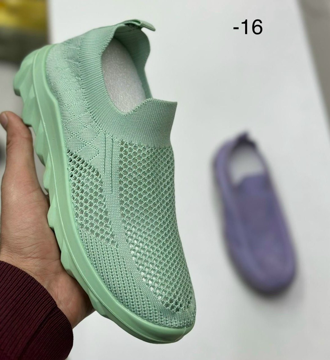,кроссовки женскиe,слипоны женские,спортивная , женская