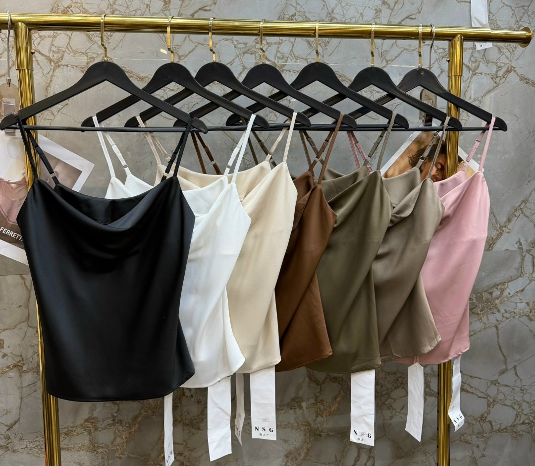 шелковый топ,атласный топ,женская майка,женский топ,майка на бретельках