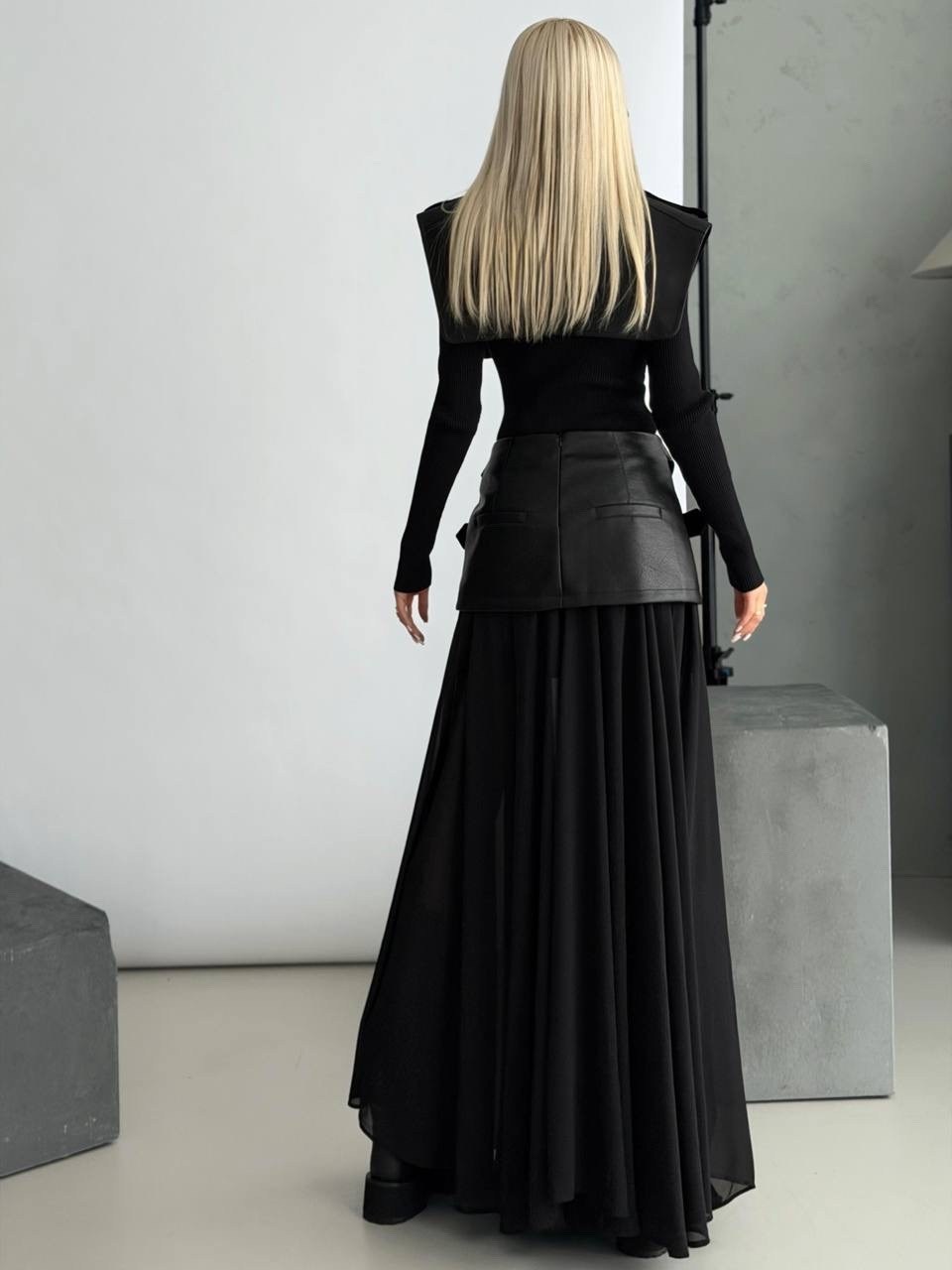 куртка косуха,стильное платье,кожаная куртка,