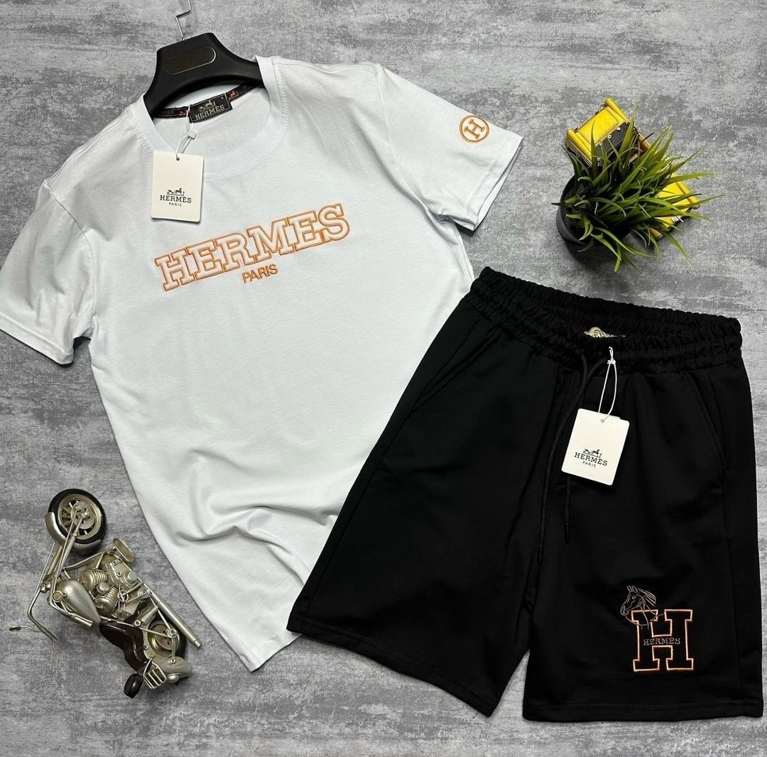 спортивный костюм nike мужской,костюм nike,спортивные костюмы nike,летний спортивный костюм футболка с шортами nike,комплект футболок nike