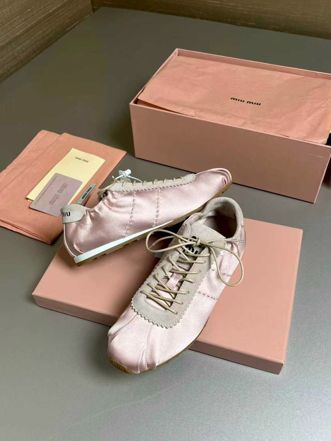 женские кроссовки,,женские кроссовки miu miu,женская ,miu miu кроссовки