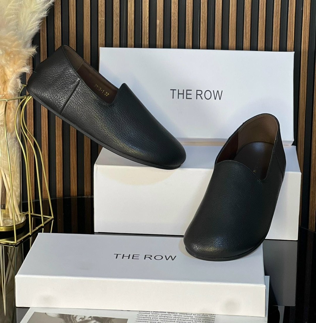 замшевые лоферы alessio коричневый khaite,замшевые лоферы,женские замшевые коричневые лоферы the row с мехом,,лоферы the row