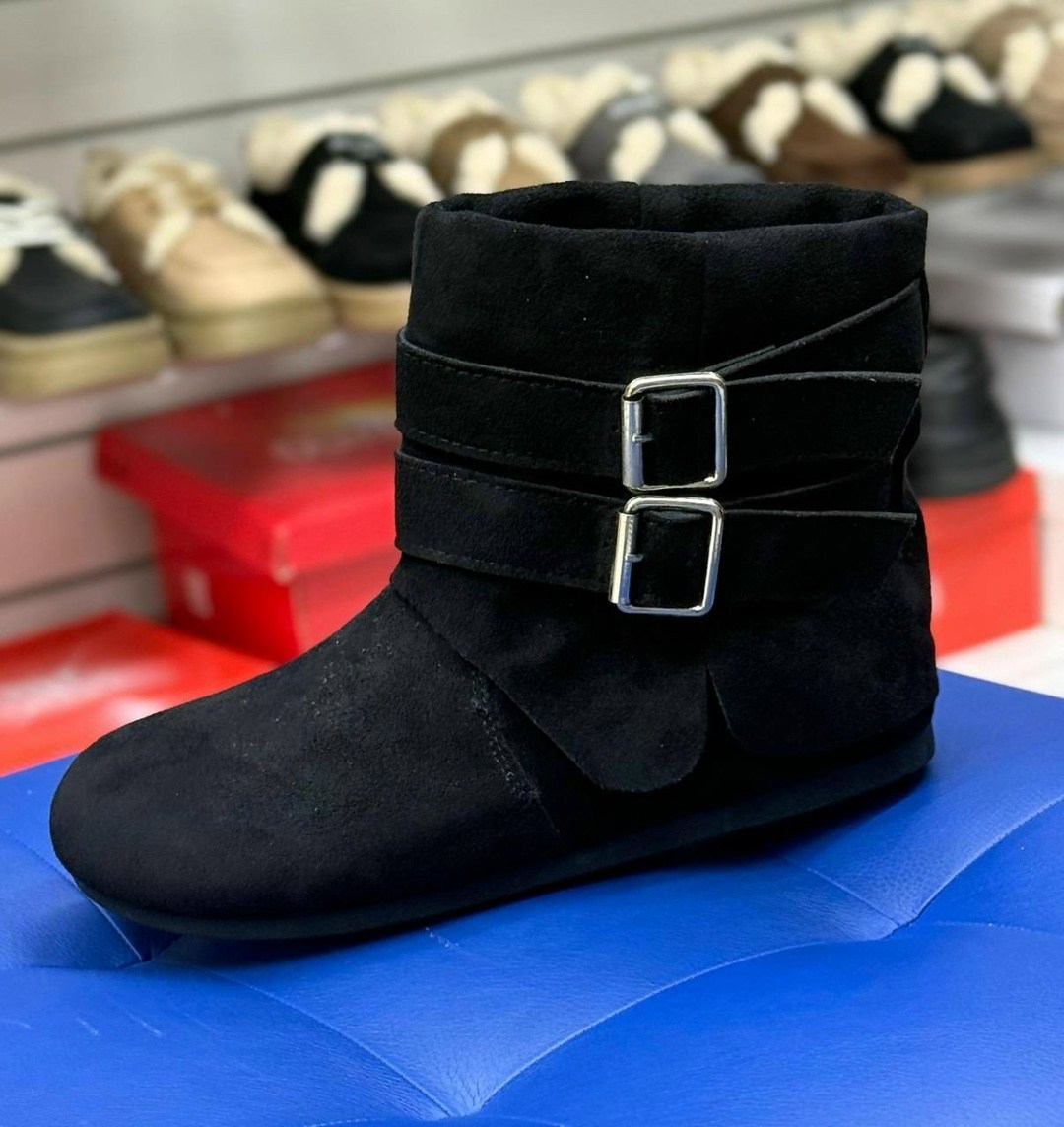 , женская зимняя,сапоги с пряжками, женская,угги замш