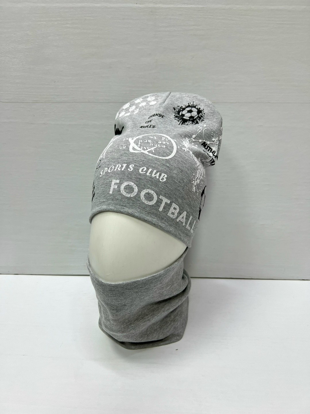 гетры футбольные,футбольные перчатки,футбольные носки,гетры для футбола,комплект носков