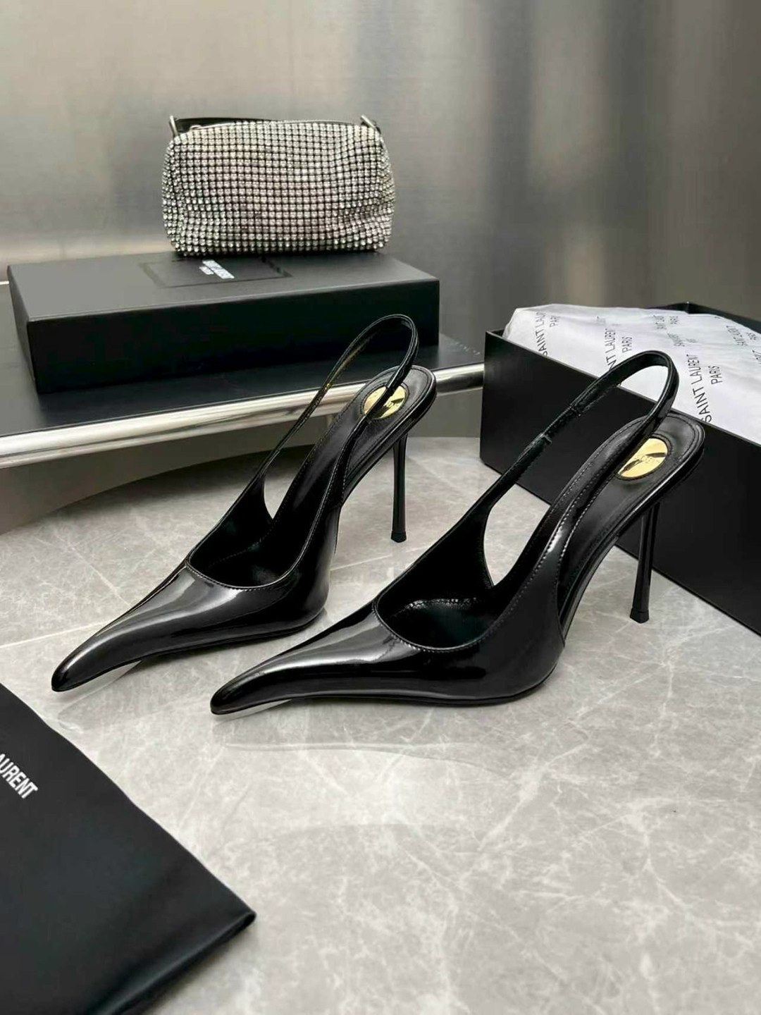 туфли yves saint laurent,saint laurent туфли,туфли ив сен лоран,туфли лодочки женские,лакированные туфли