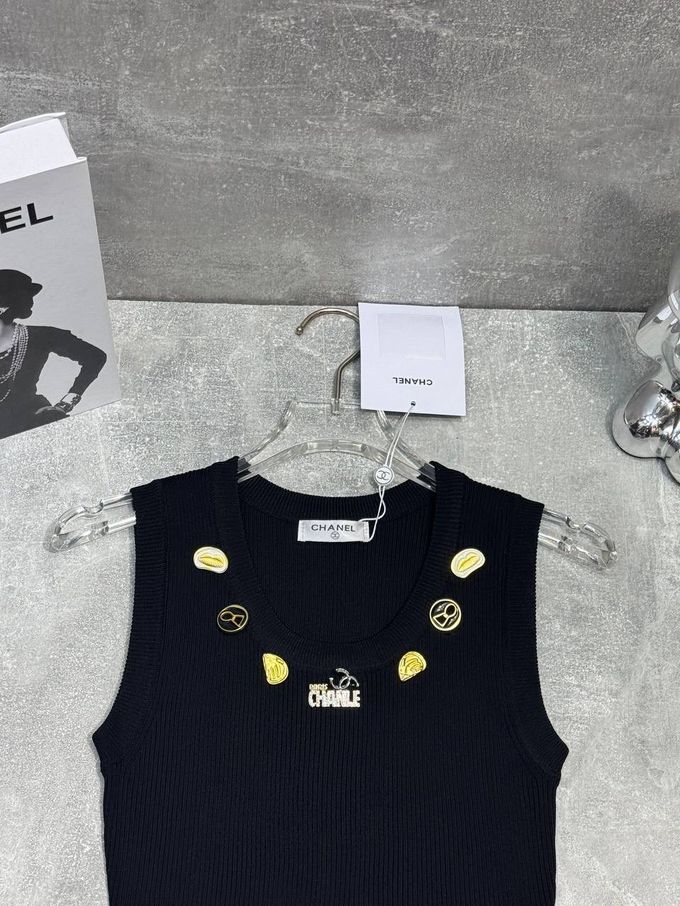 balmain трикотажный топ с декоративными пуговицами черный,balmain трикотажный топ с декоративными пуговицами,женская майка,майка топы,женские жилеты