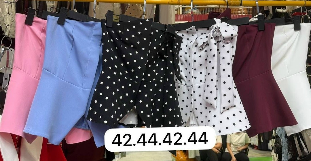 эрендженова заяна баатровна,женщин,казахские девушки красивые,девушек красивых,блузка с оборками