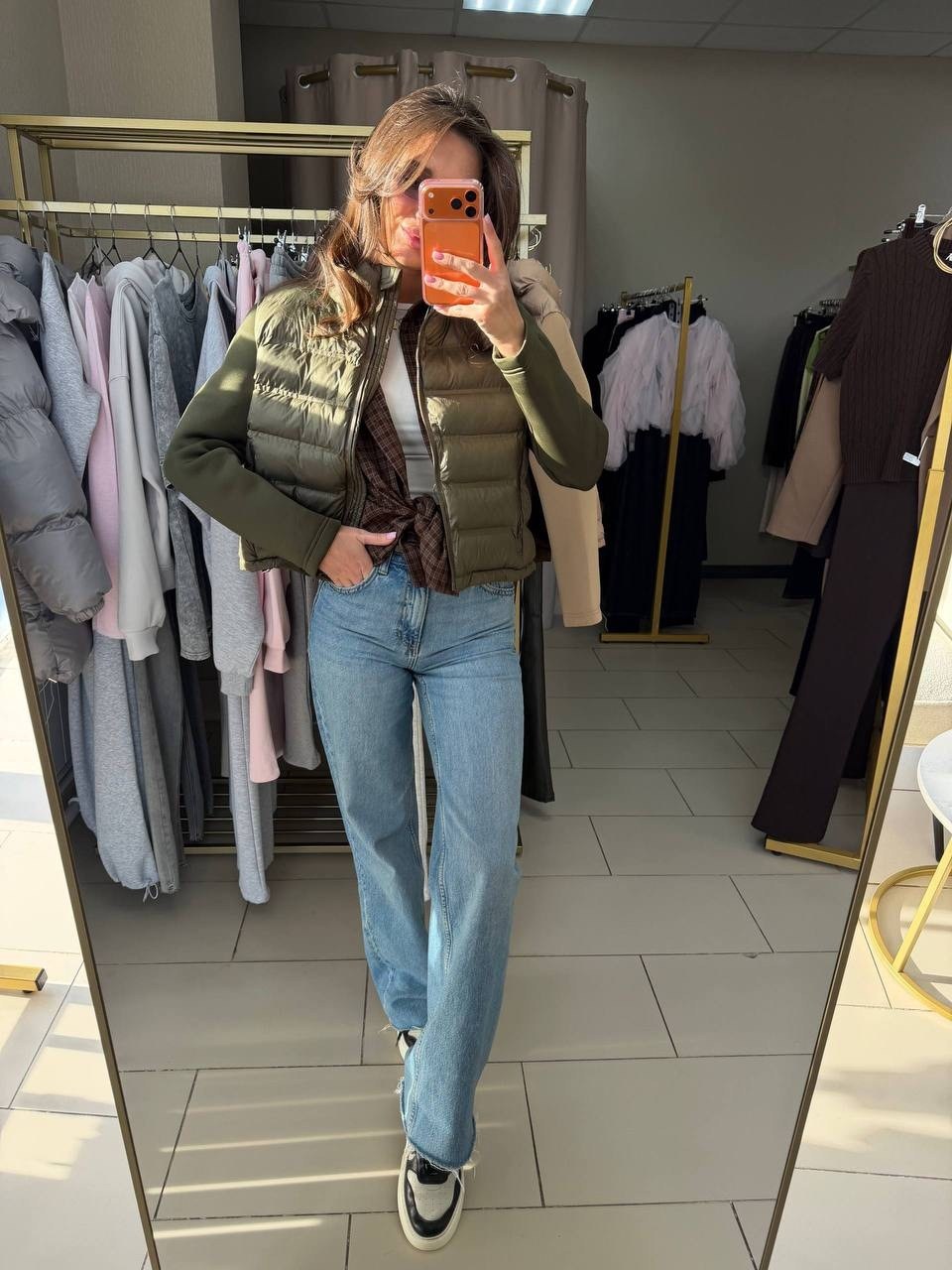 жилетка женская,жилетка,жилет,теплый жилет,коричневая жилетка женская