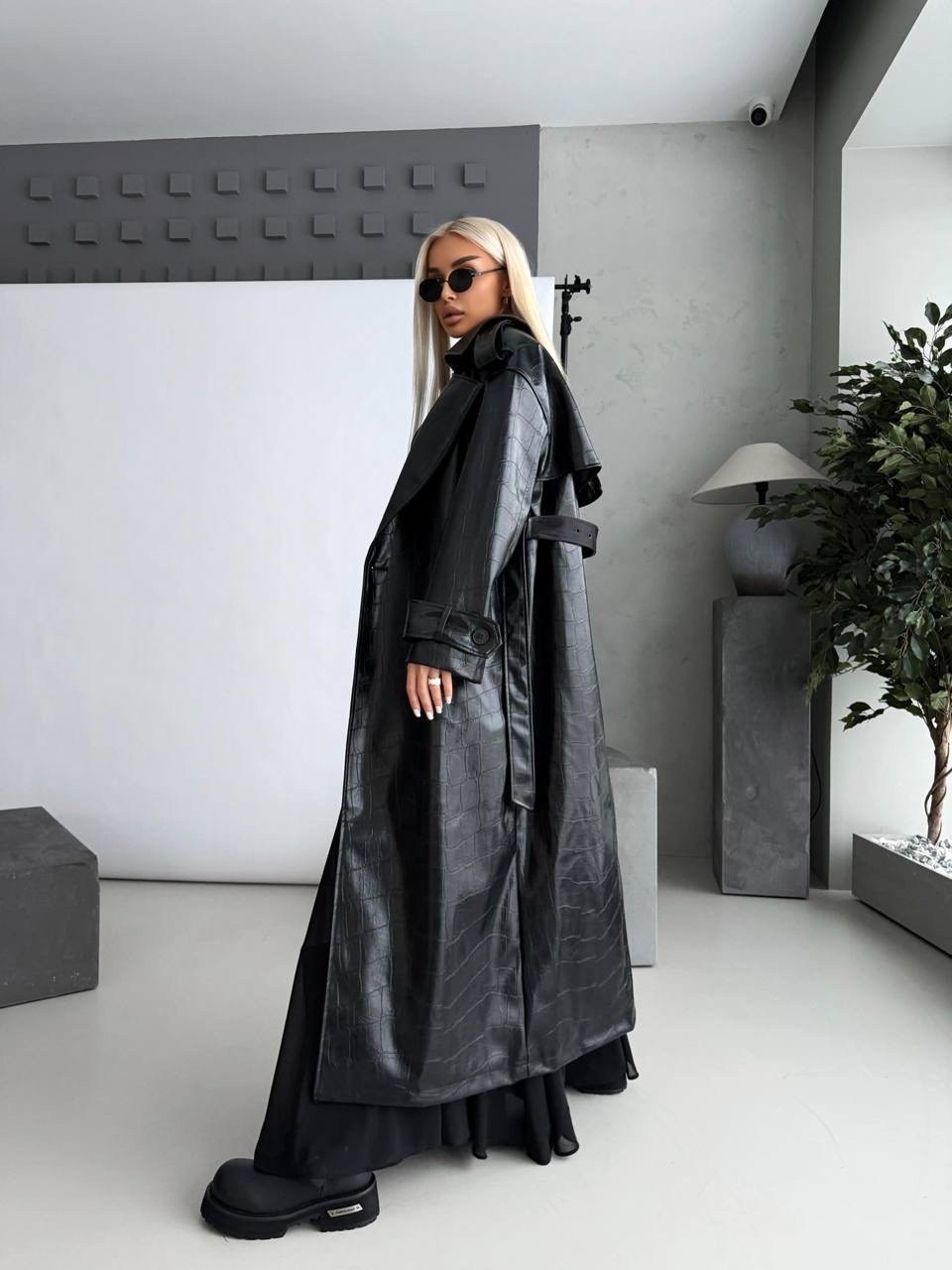 кожаный плащ тренч,тренч кожаный,плащ кожаный длинный,тренч кожаный длинный плащ popova.collection,кожаное пальто