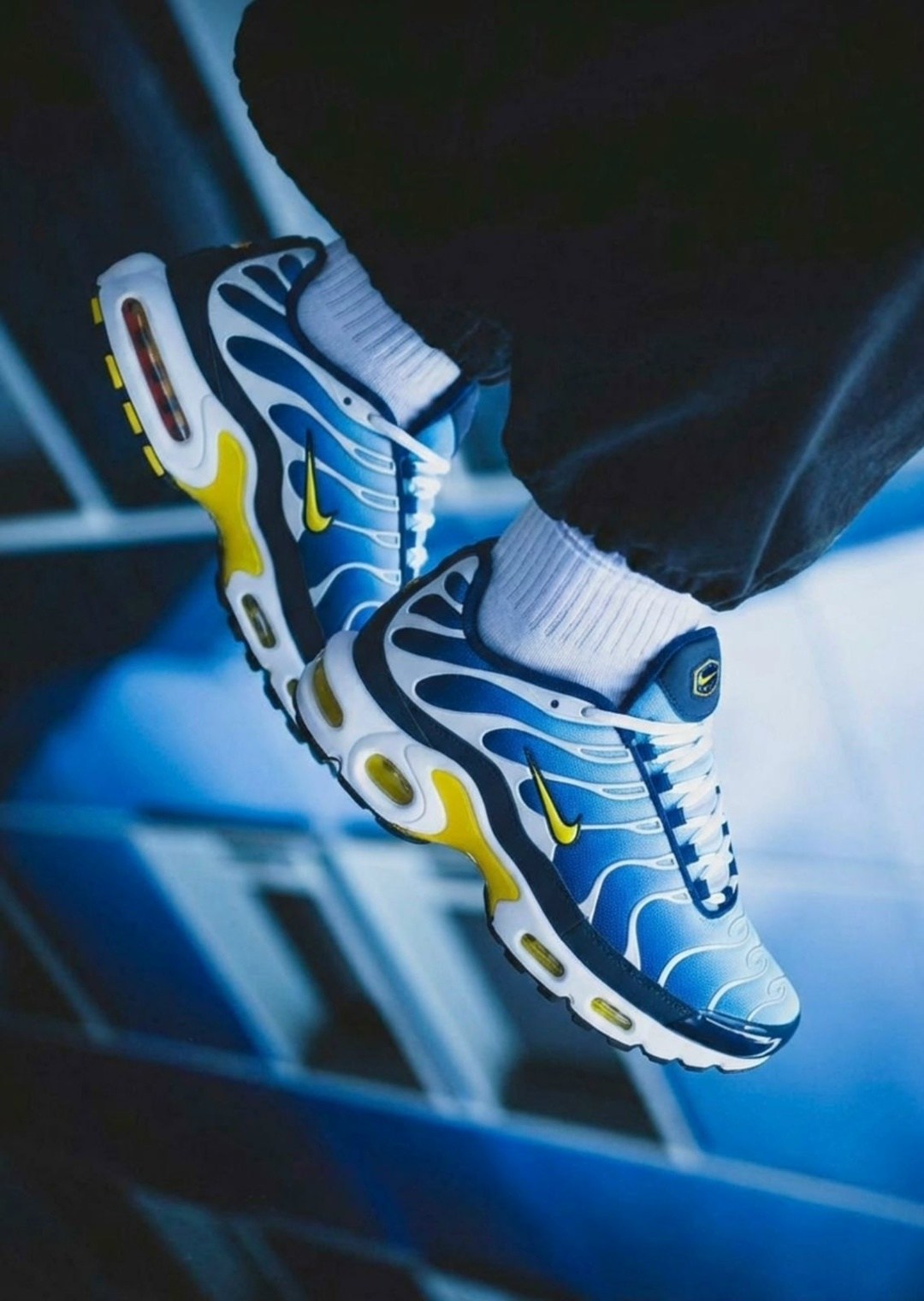 nike air max plus tn,кроссовки nike air max plus tn,nike air max plus,кроссовки,nike air max plus og hyper blue