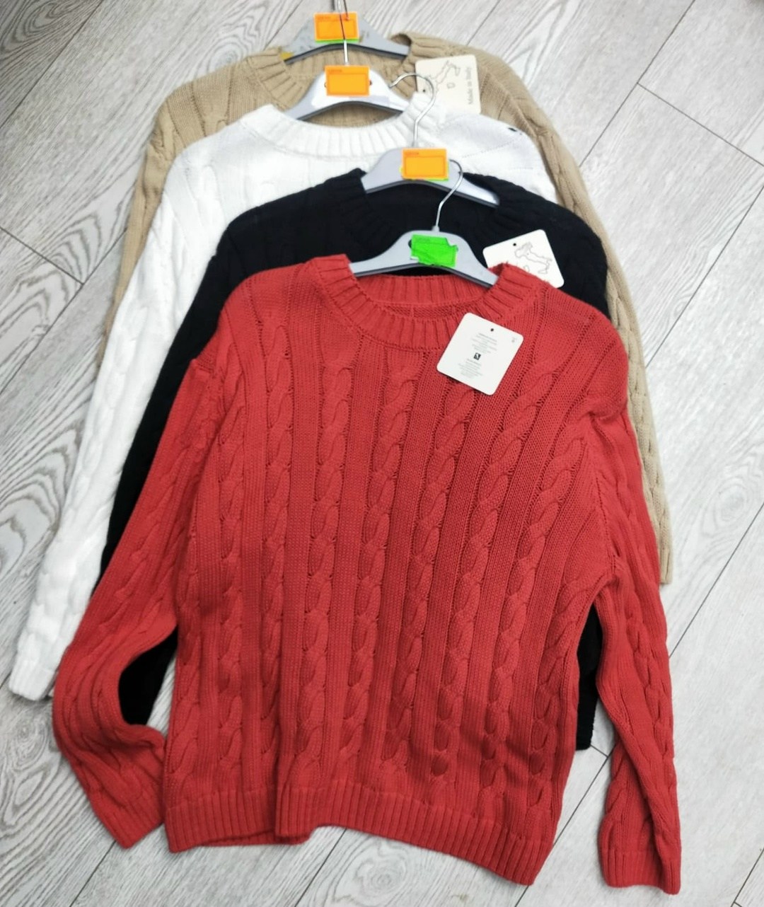 свитера вязаные,оранжевый свитер,свитер коса,кофта вязаная,свитер