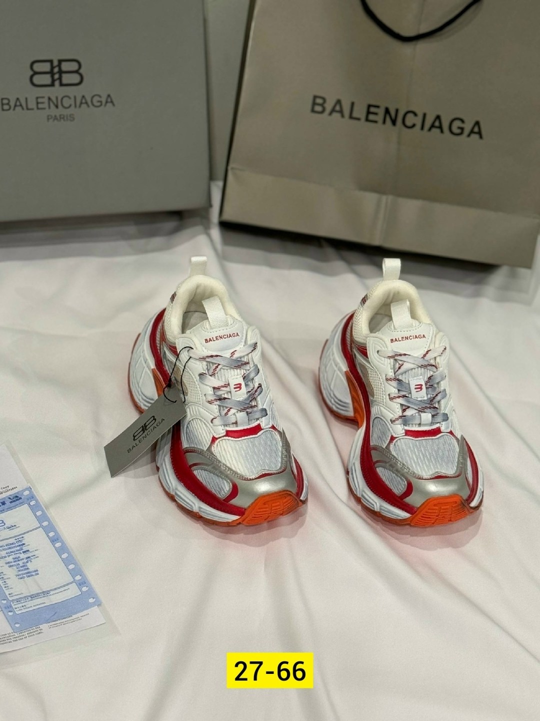 женские кроссовки balenciaga,кроссовки balenciaga,кроссовки triple s balenciaga,баленсиага кроссовки 2026 новая коллекция,кроссовки balenciaga runner