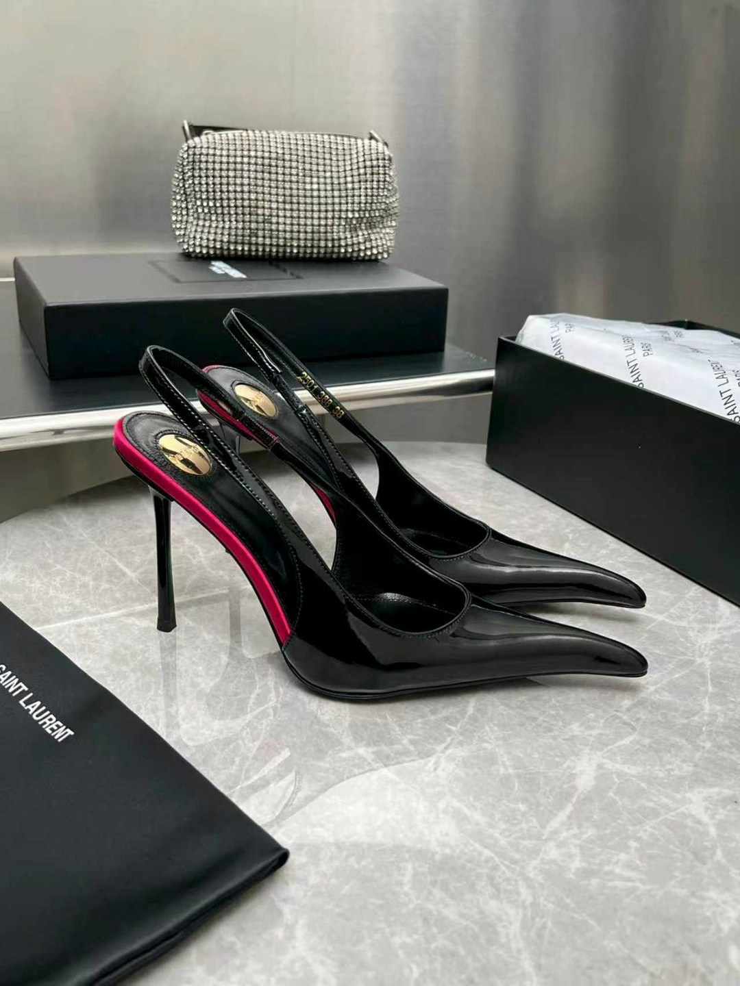 ,туфли yves saint laurent,джимми чу лаковые туфли,туфли лодочки женские,saint laurent туфли