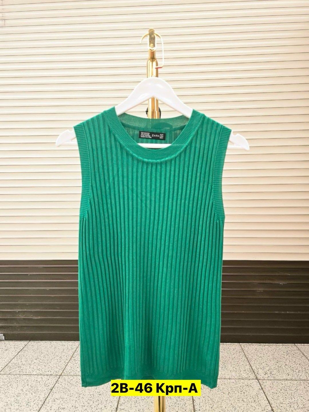 майка женская,женская кофта,вязаный жилет,женский вязаный жилет,топы и футболки