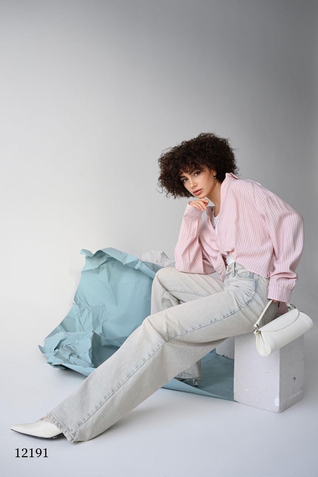 женская вельветовая рубашка оверсайз на кнопках,женская вельветовая рубашка оверсайз,рубашка женская,стильная блузка,оверсайз рубашка