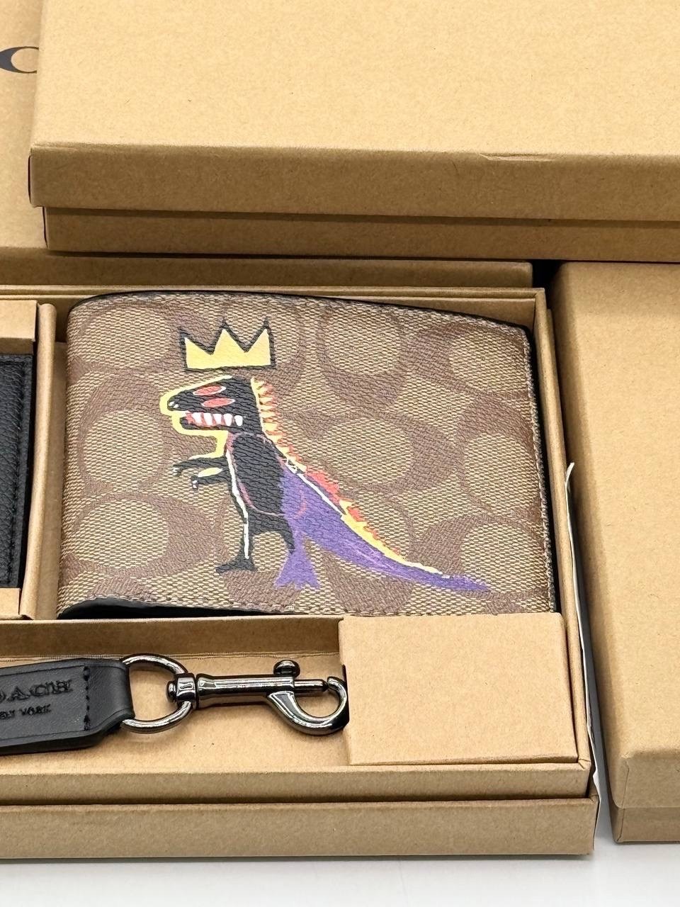 кошелек coach,мужские кошельки,мужские аксессуары,упаковка подарочная,подарочная коробка