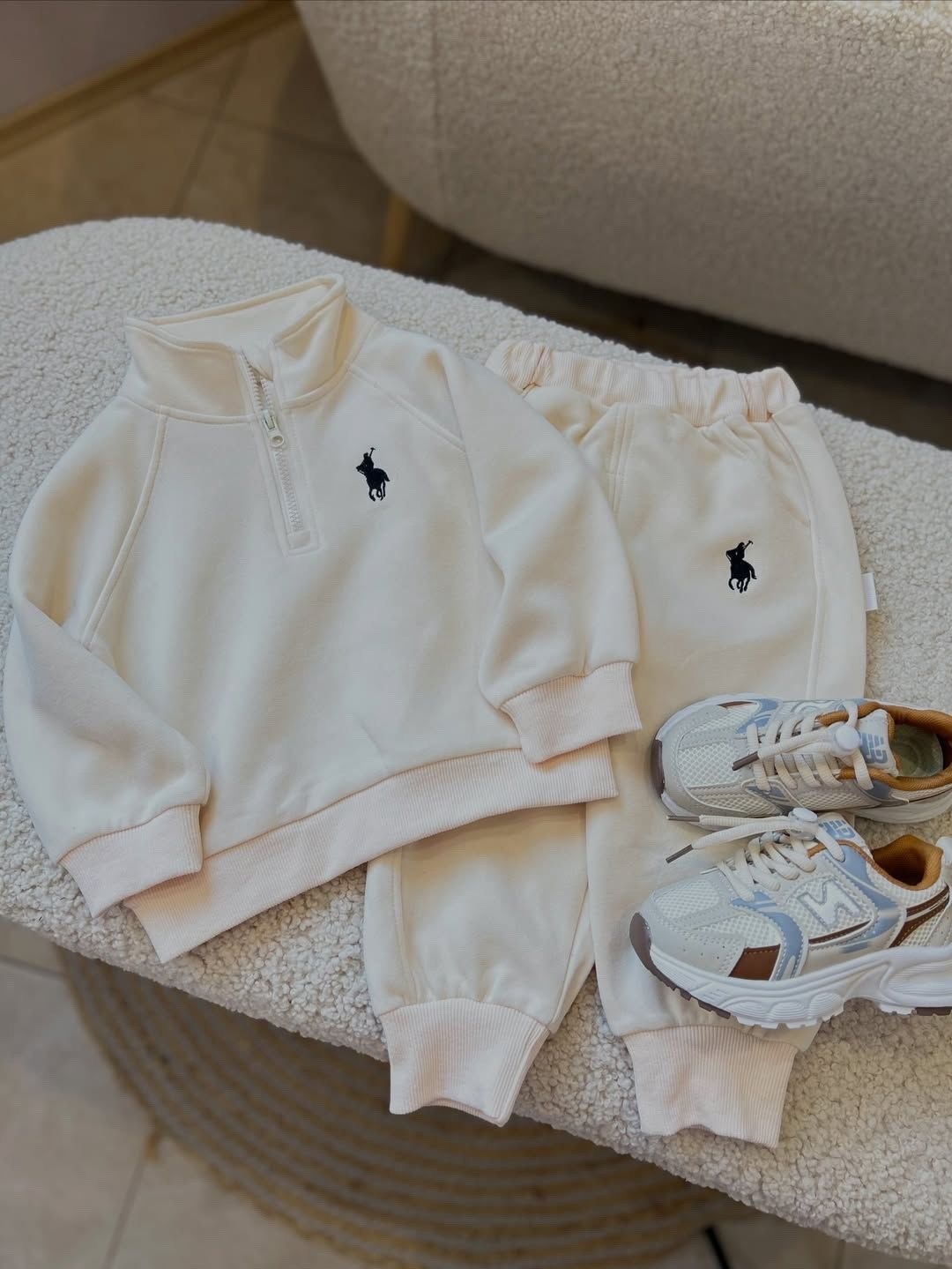 костюм на флисе,комплект одежды,костюм спортивный детский,детский костюм,детский флисовый костюм